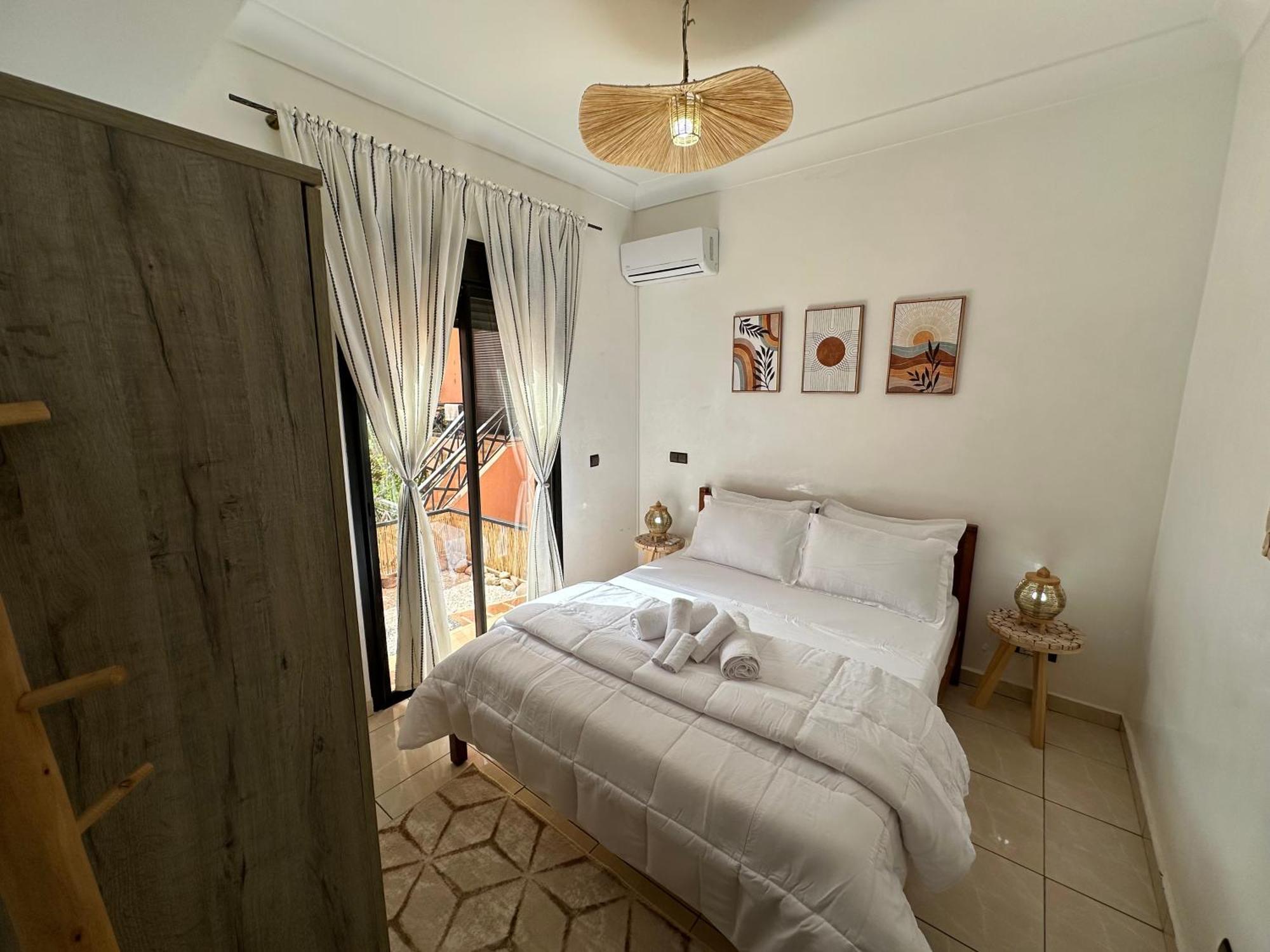 Oasis De Detente Avec Terrasse Et Vue Sur Piscine Marrakesh Ngoại thất bức ảnh