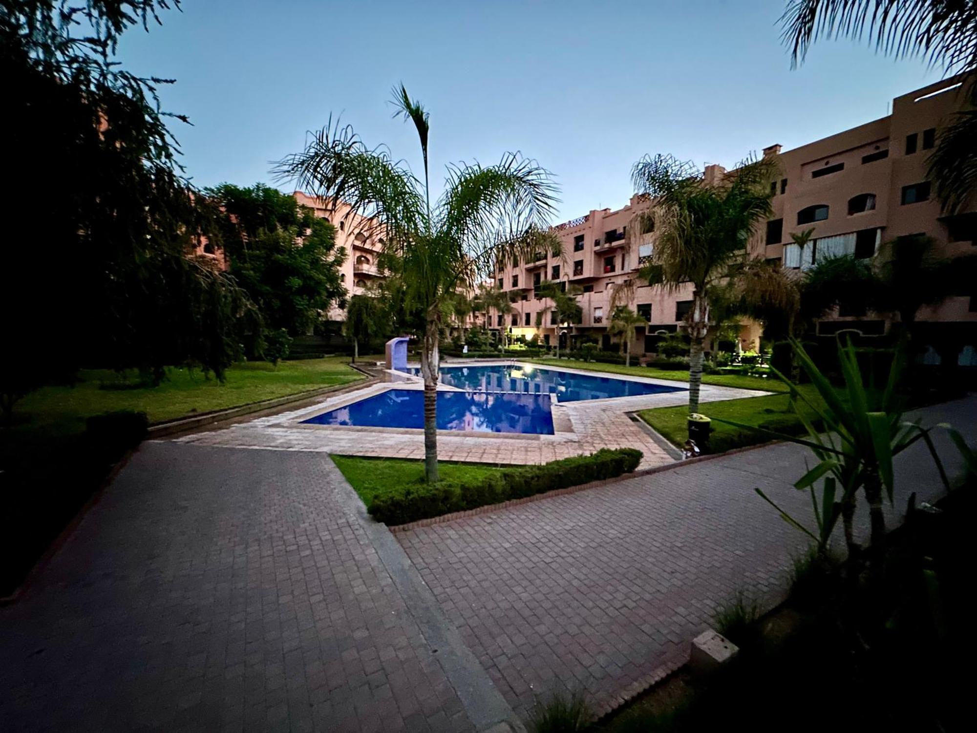 Oasis De Detente Avec Terrasse Et Vue Sur Piscine Marrakesh Ngoại thất bức ảnh