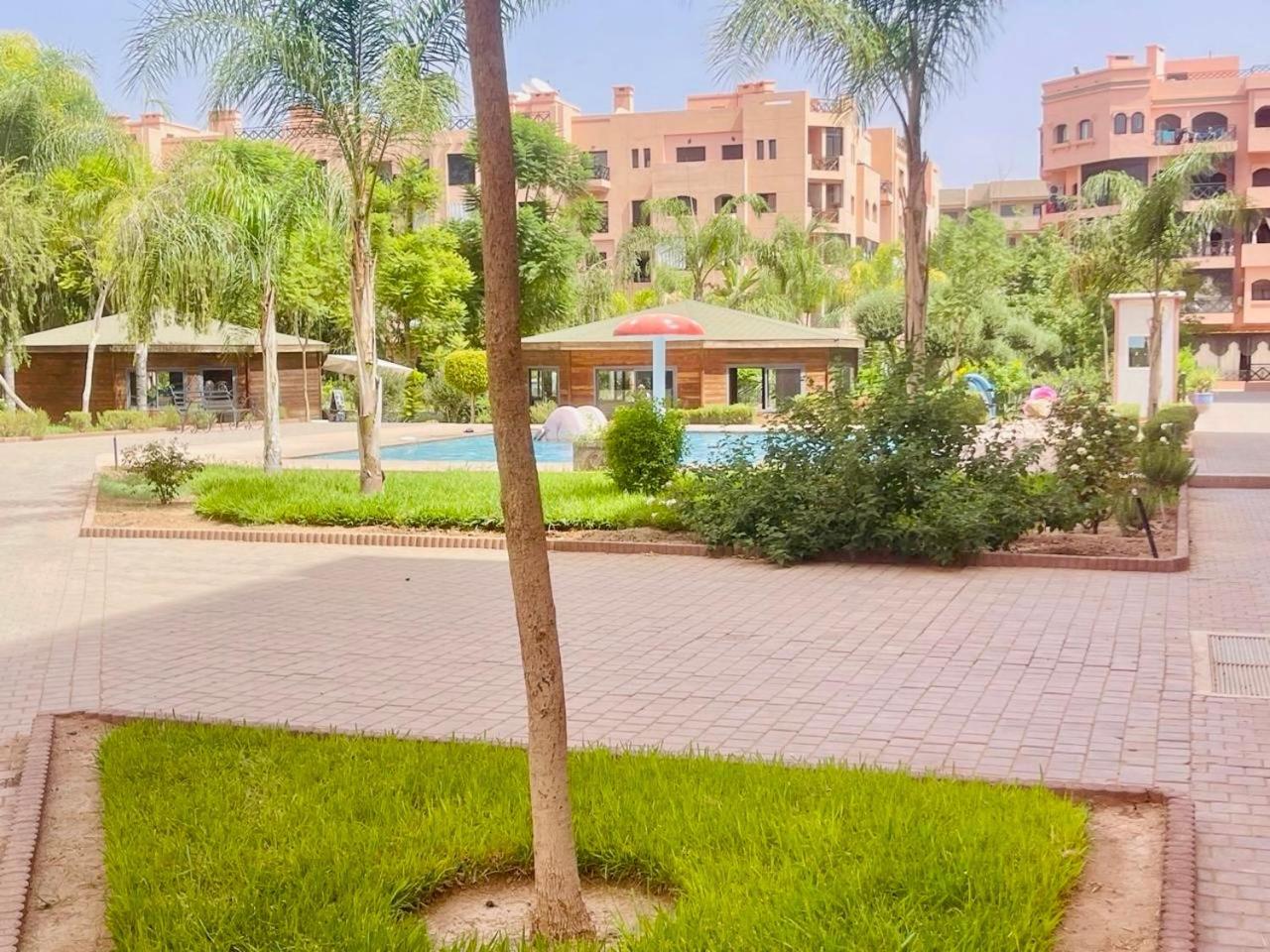 Oasis De Detente Avec Terrasse Et Vue Sur Piscine Marrakesh Ngoại thất bức ảnh